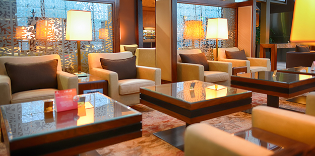 “The airport lounge is very nice and it’s much more relaxing than waiting at a boarding gate,” says guest Pam Osborn